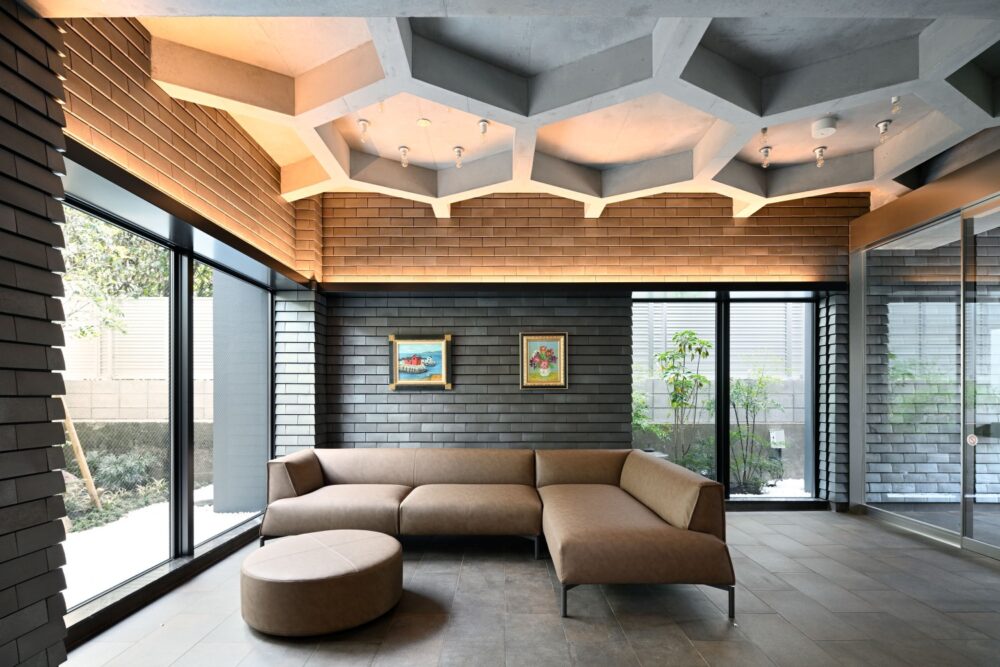 東京都港区南麻布三丁目、鉄筋コンクリート造